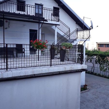 Villa Kuca Za Odmor Varos à Vrlika Extérieur photo
